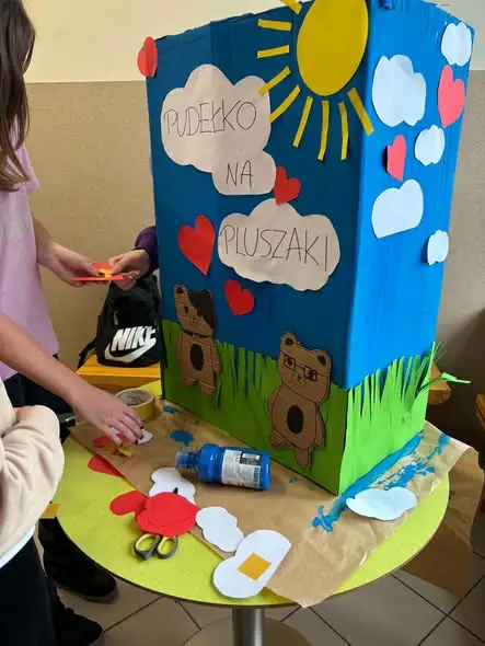 Zbiórka pluszaków dla małych pacjentów UCK w Gdańsku – dołącz do akcji!